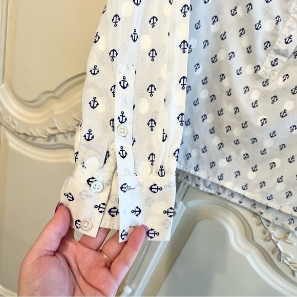 J Crew Factory Women’s Cotton Half Button-Down Top in Cream and Navy, Size Small - Picture 5 of 10